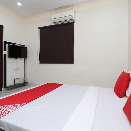 Oyo 29637 Hotel Kakkar Ludhiana Dış mekan fotoğraf