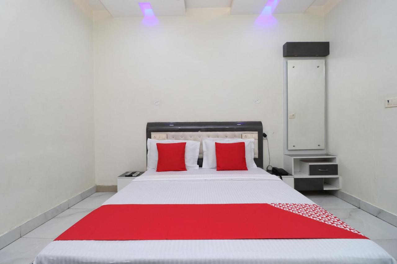 Oyo 29637 Hotel Kakkar Ludhiana Dış mekan fotoğraf